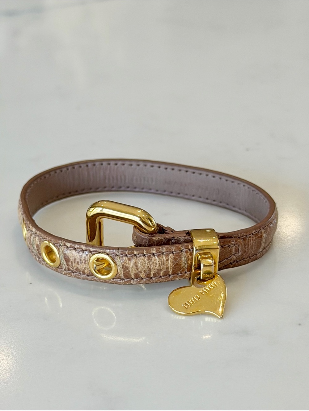 Miu Miu Pink Leather Bracelet with Gold Heart Charm - Picture 2 of 4